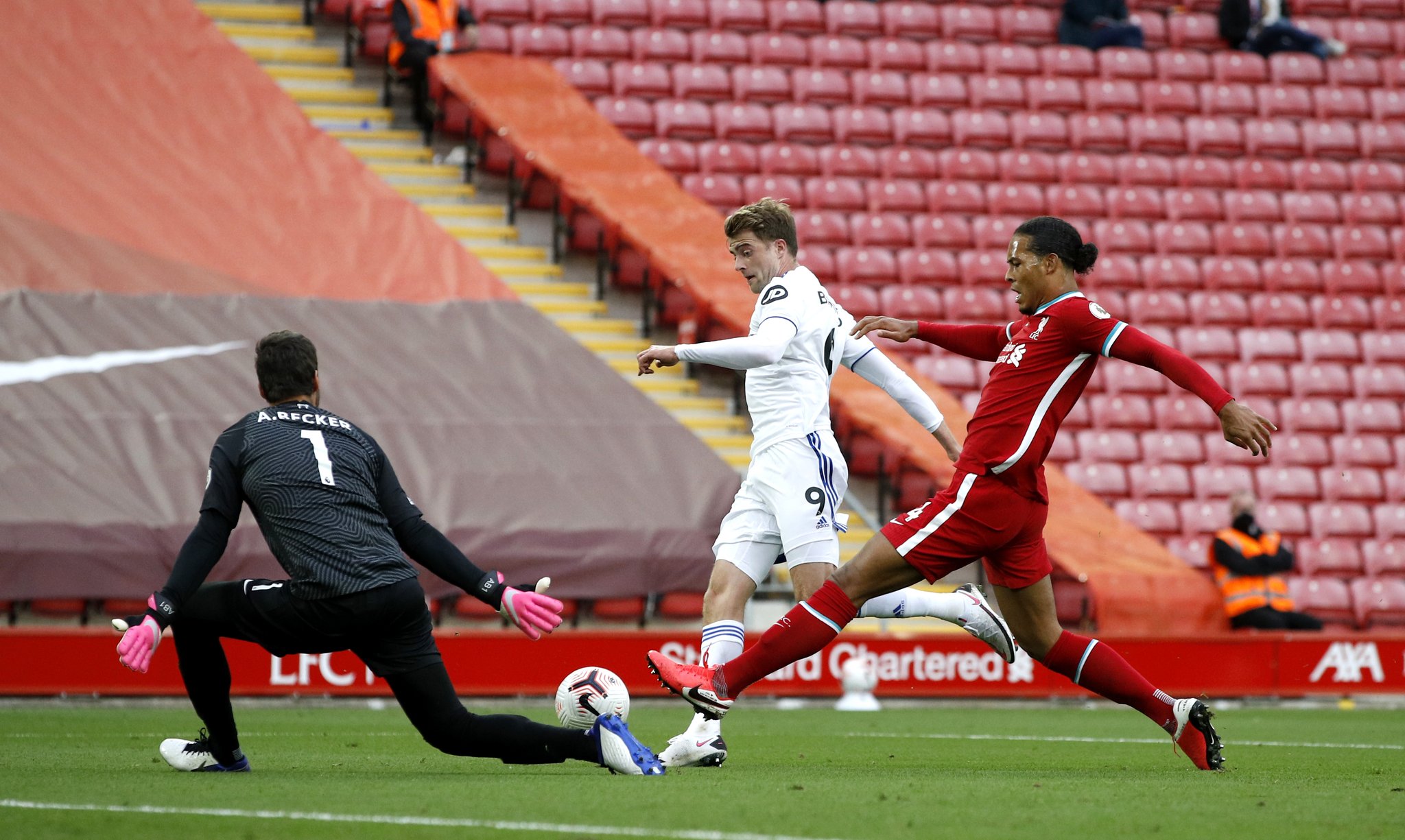 极强的进攻 极强的进攻